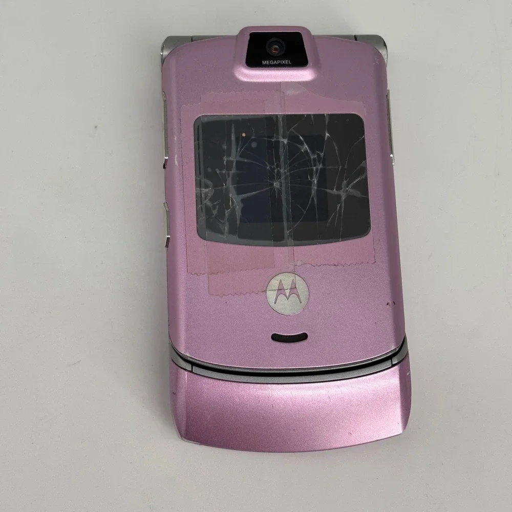 VTG Motorola RAZR Flip Phone Pink Y2K Retro Tech Cybercore 2000's V3m